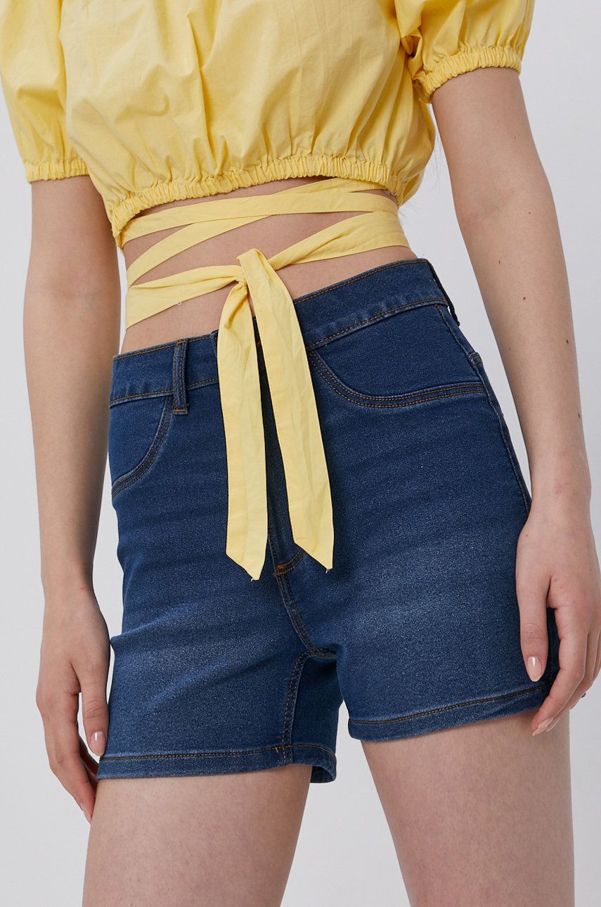 Jacqueline de Yong Pantaloni scurți jeans femei, material neted, high waist