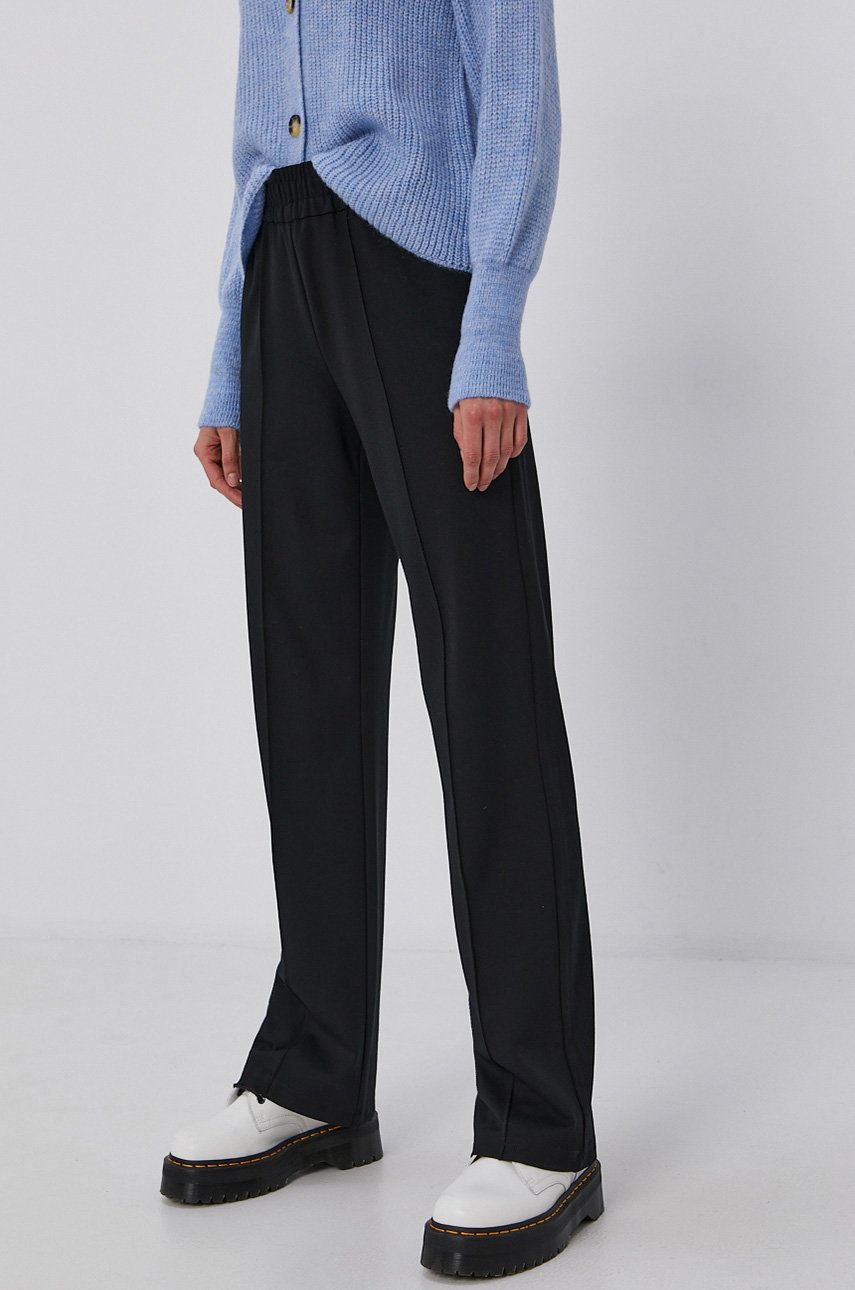 Only Pantaloni femei, culoarea negru, material neted
