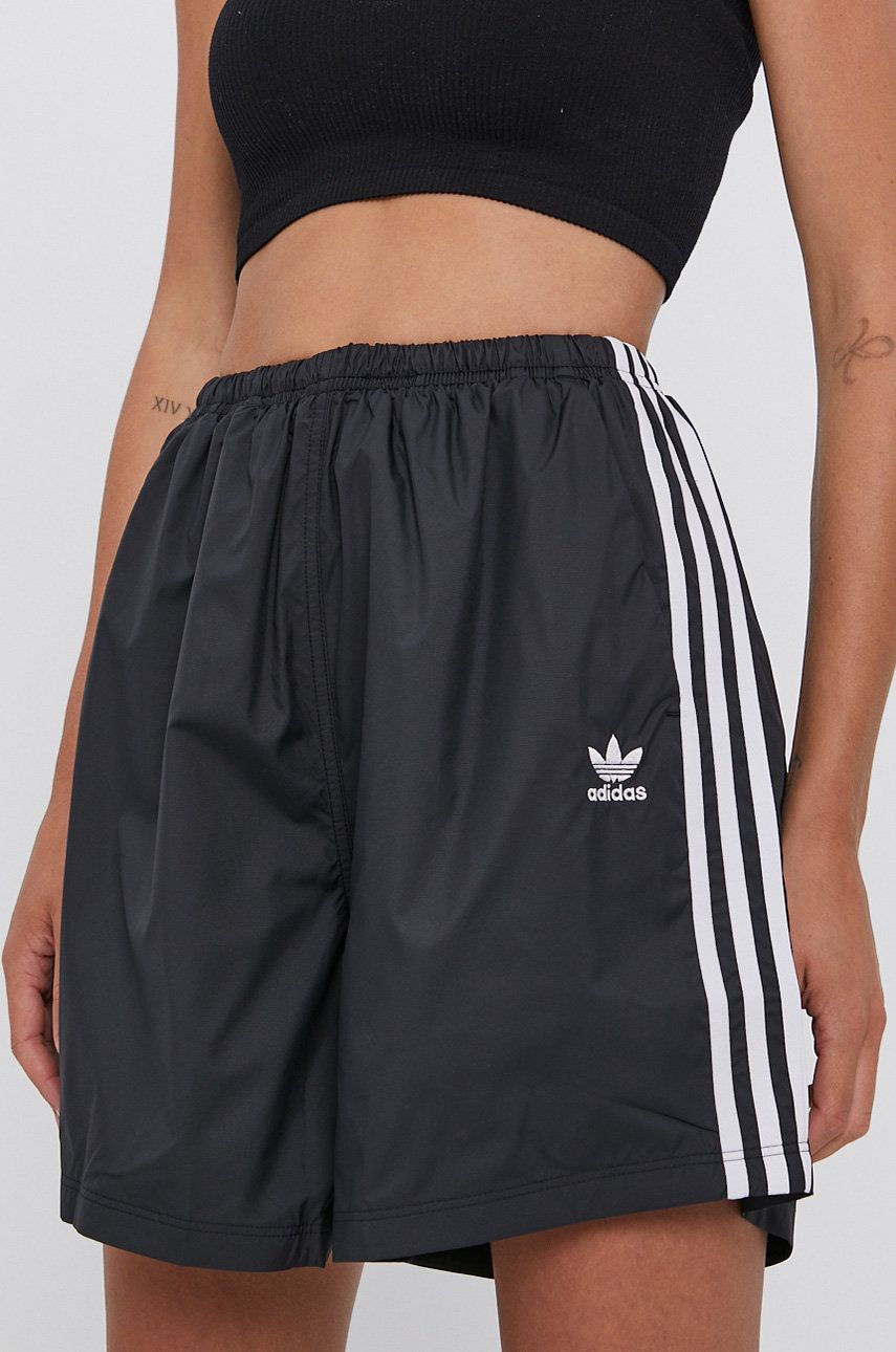 Adidas Originals Pantaloni scurți H37753 femei, culoarea negru, material neted, high waist