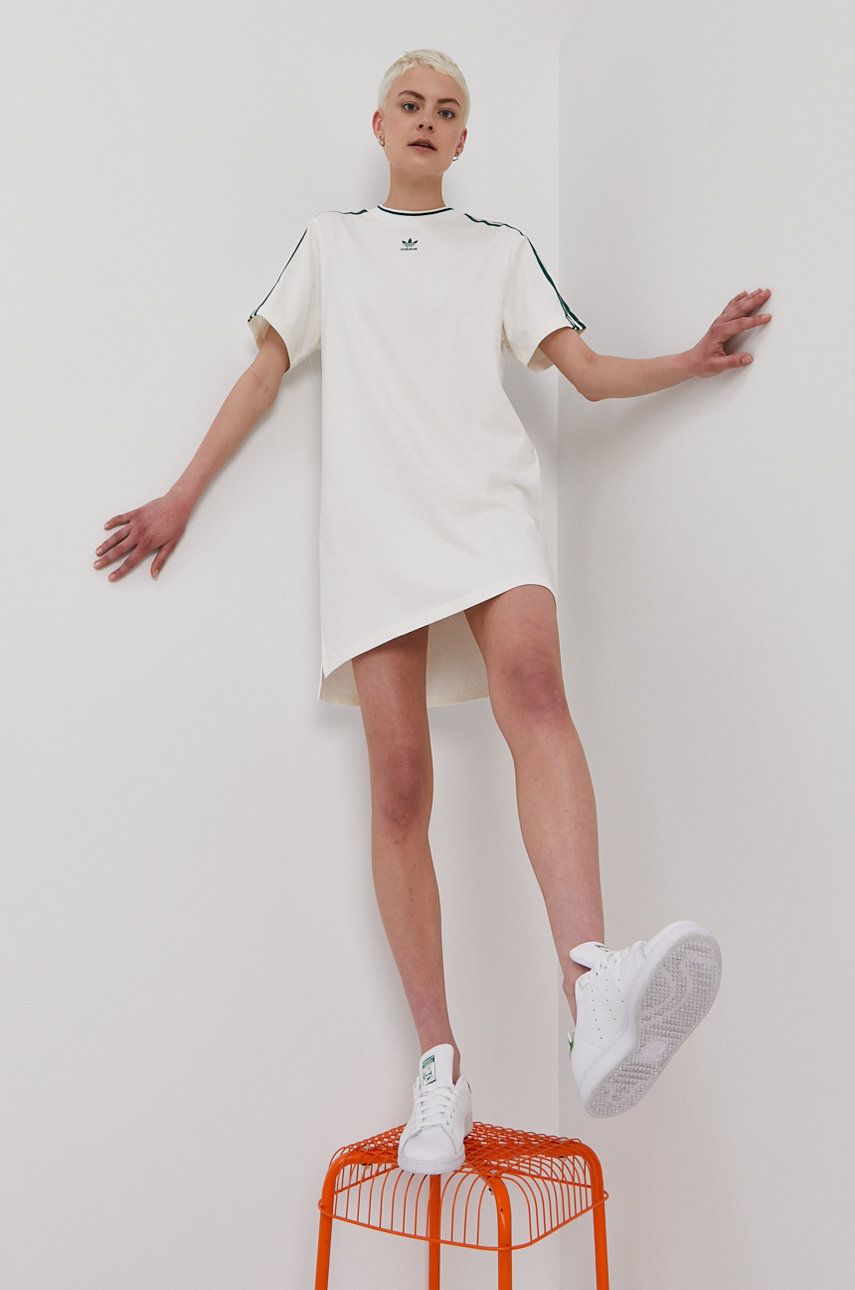 Adidas Originals Rochie culoarea alb, mini, oversize
